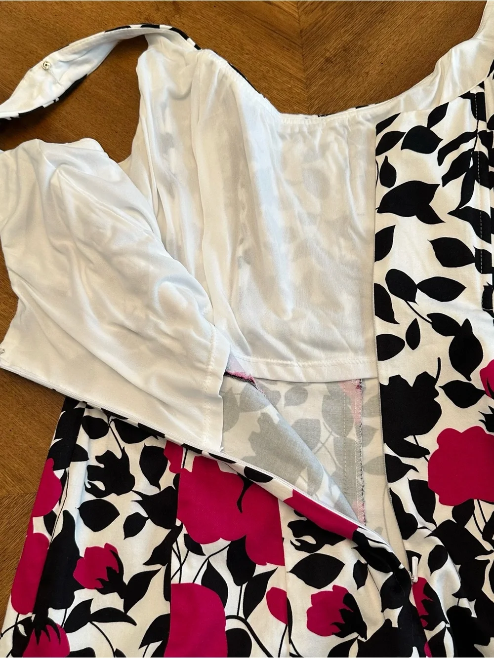 Nine West chic sleeveless